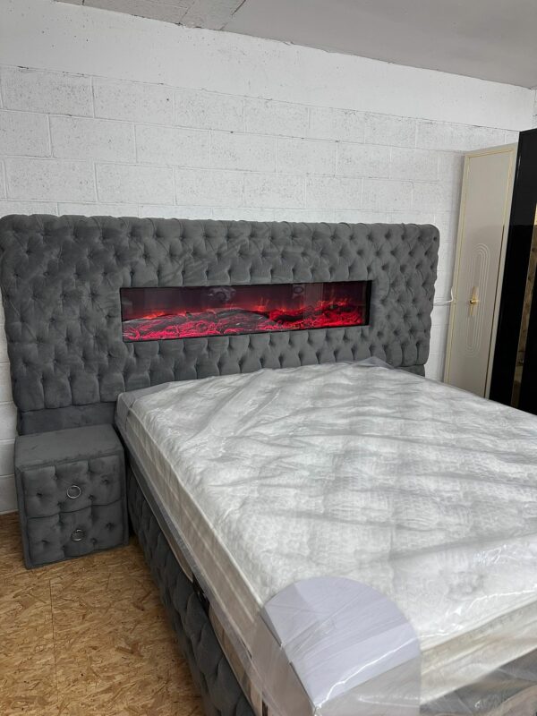 Lit avec cheminée 160x200 avec matelas sans table de chevet